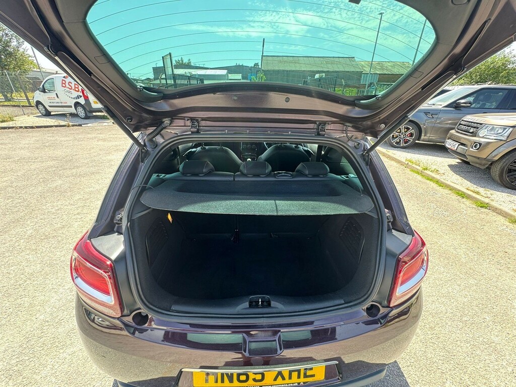 DS DS 3 1.2 Puretech 110 Tyle Nav 3-Door Red #26