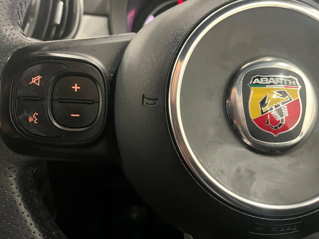 Abarth 500 Hatchback White #32