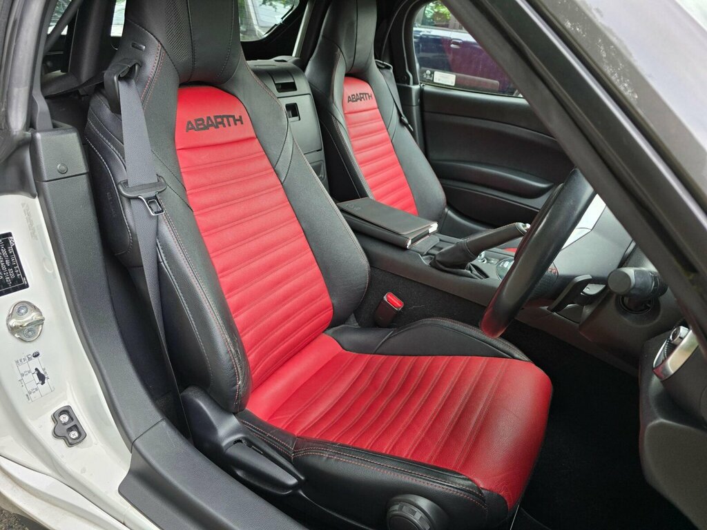 Abarth 124 Spider 1.4 Spider Multiair 168 Bhp Bose Sound Sat N Grey #27