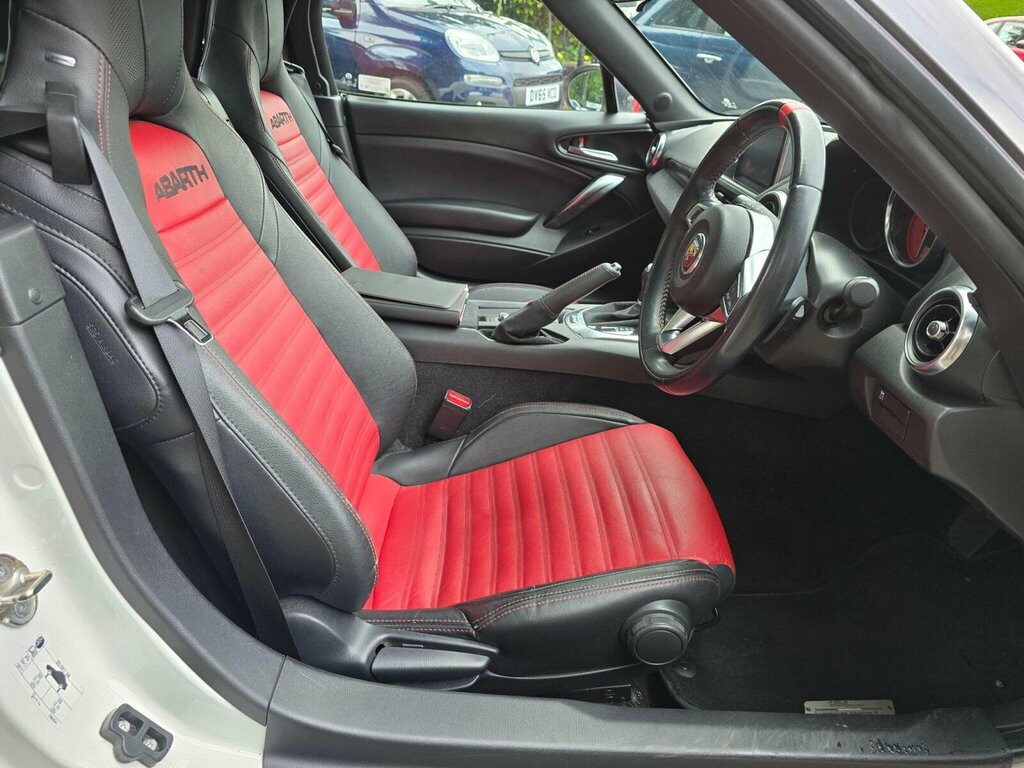 Abarth 124 Spider 1.4 Spider Multiair 168 Bhp Bose Sound Sat N Grey #28