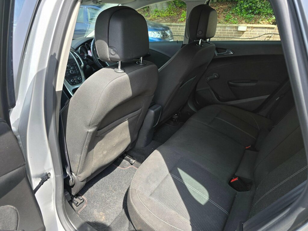 Vauxhall Astra Hatchback Silver #20