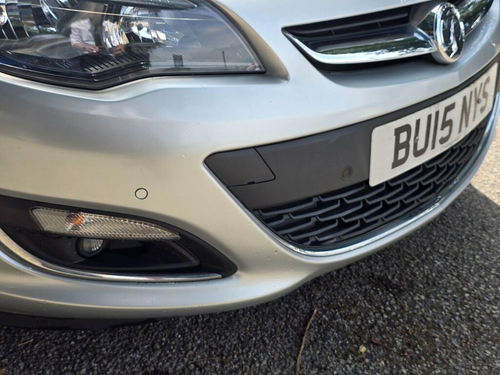 Vauxhall Astra Hatchback Silver #40