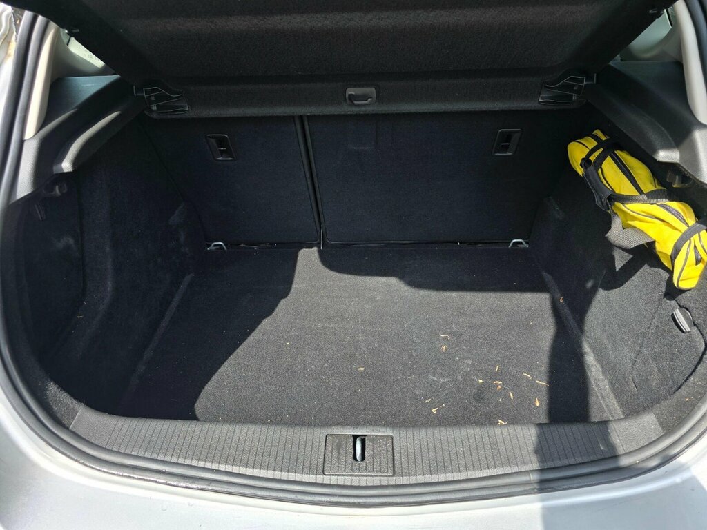 Vauxhall Astra Hatchback Silver #36