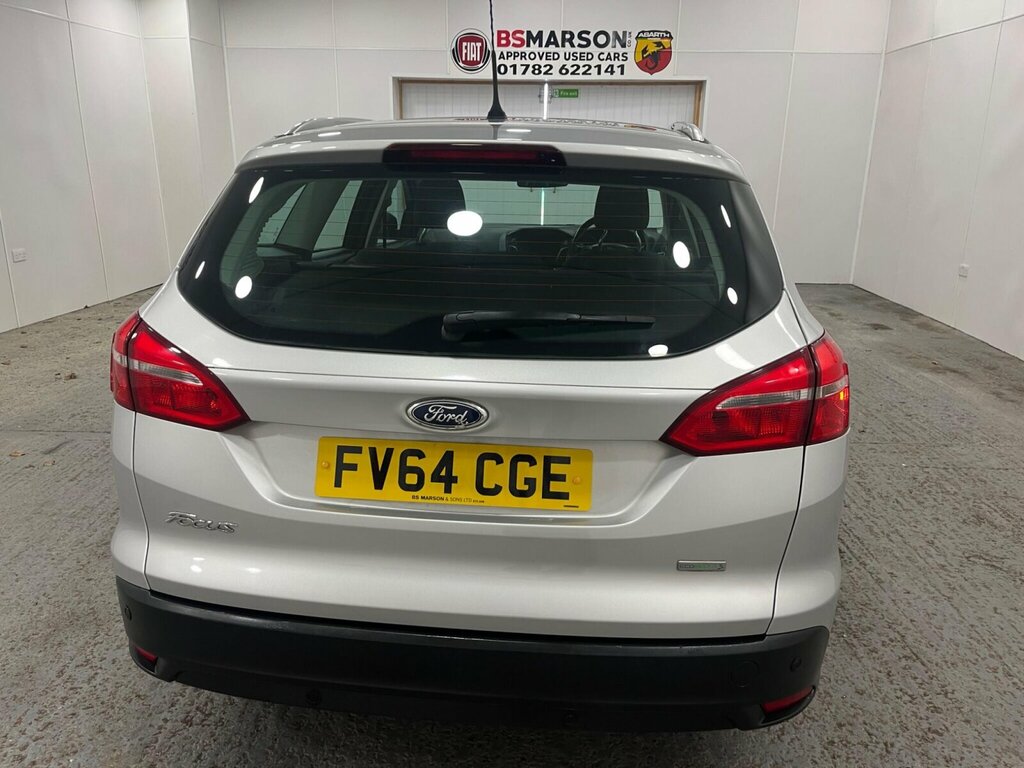 Ford Focus 1.6 Tdci Zetec Euro 5 Ss Red #10