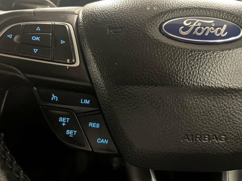 Ford Focus 1.6 Tdci Zetec Euro 5 Ss Red #21
