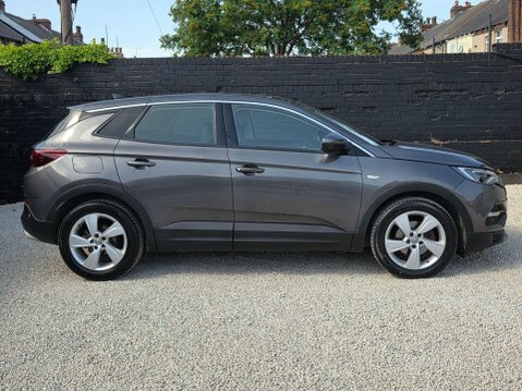 Vauxhall Grandland X 1.5 Turbo D Grey #6
