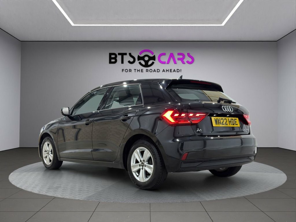 Audi A1 1L Technik WN22HDE Black #6