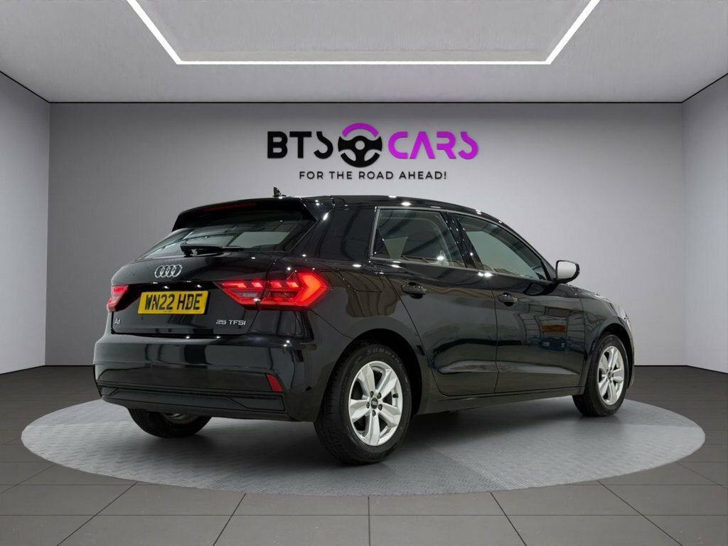 Audi A1 1L Technik WN22HDE Black #3