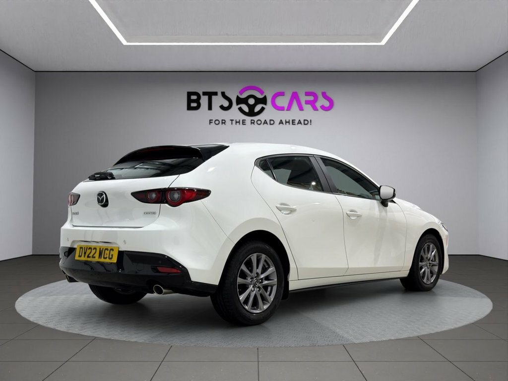 Mazda 3 2L Se-l DV22WCG White #3