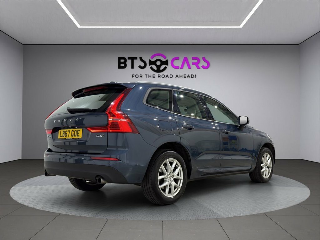Volvo XC60 2L Momentum LB67GOE Blue #3