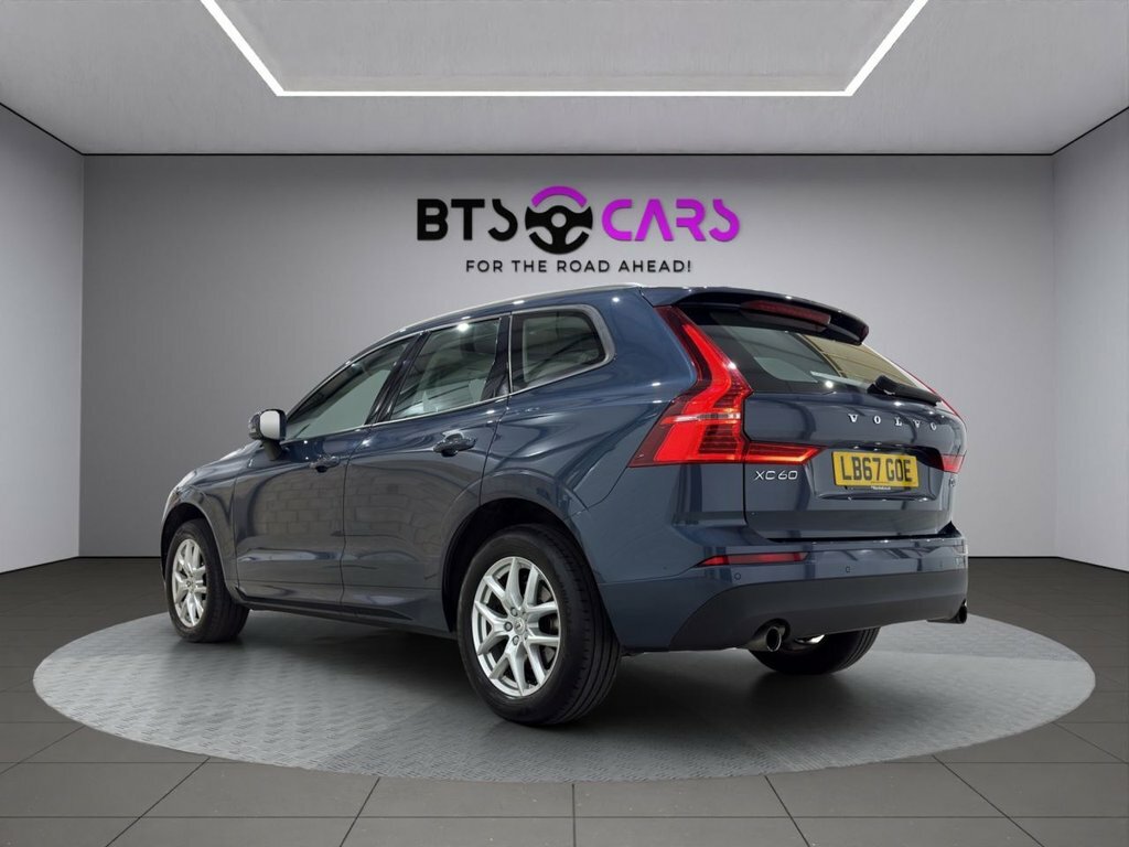 Volvo XC60 2L Momentum LB67GOE Blue #6