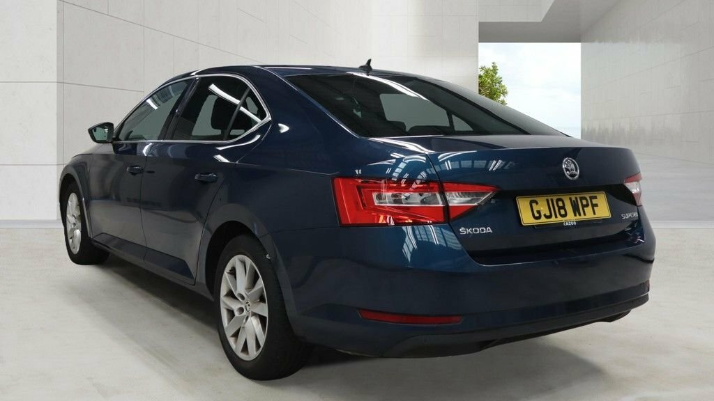 Skoda Superb 1.4L Se Technology Blue #5