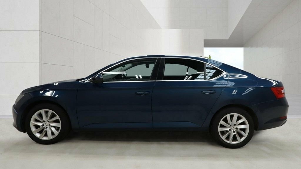 Skoda Superb Brown #7