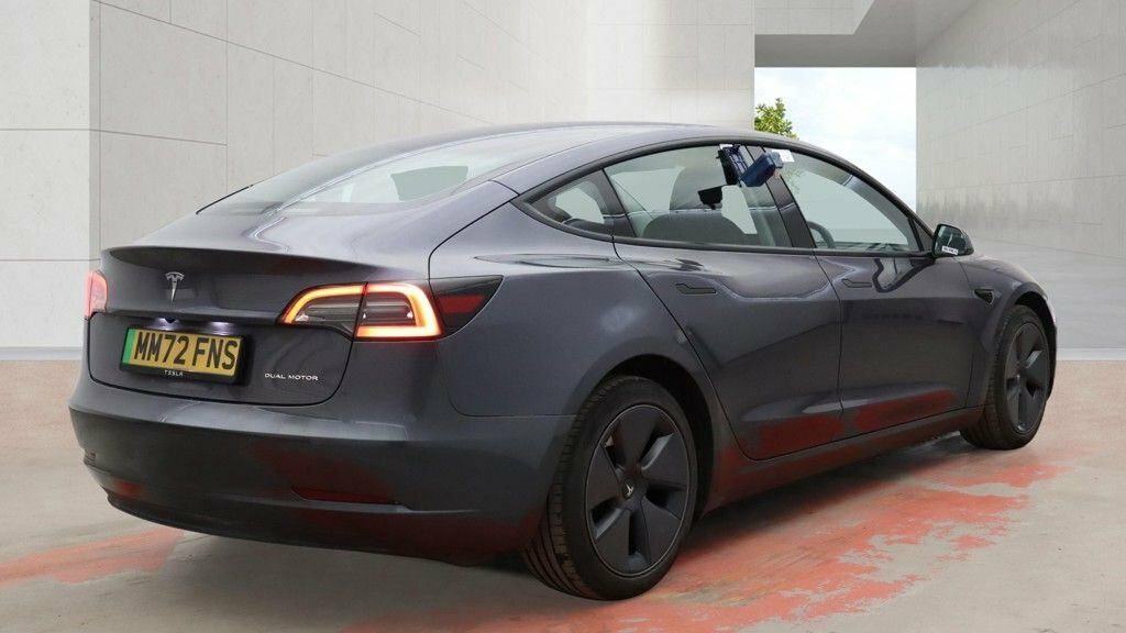Tesla Model 3 Saloon Grey #2