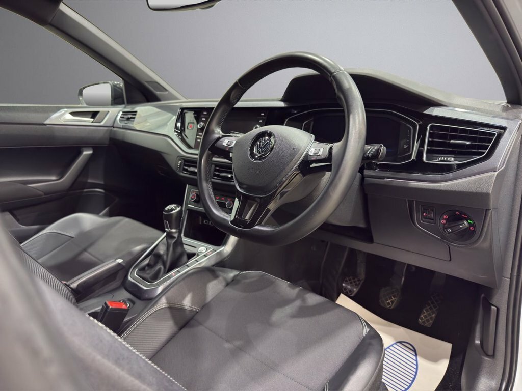 Volkswagen Polo 1L Sel WF69WAE Silver #2