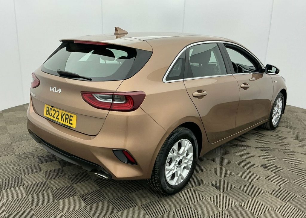 Kia Ceed 1L 2 Brown #3