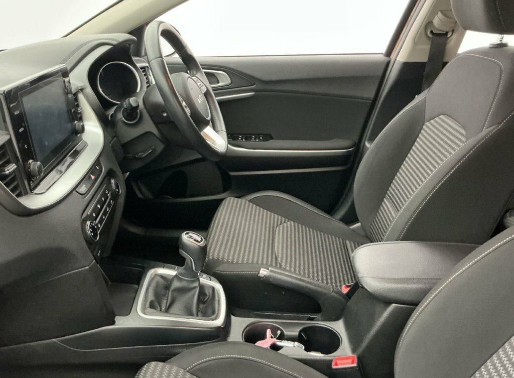Kia Ceed 1L 2 Brown #6