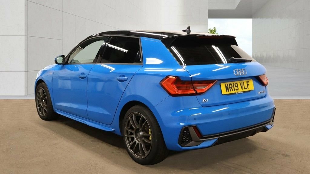 Audi A1 1L S Line Blue #4