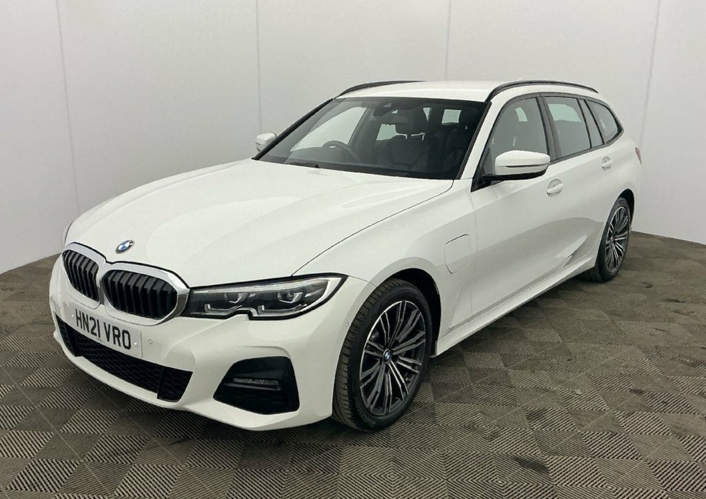 BMW 3 Series 2L M Sport White