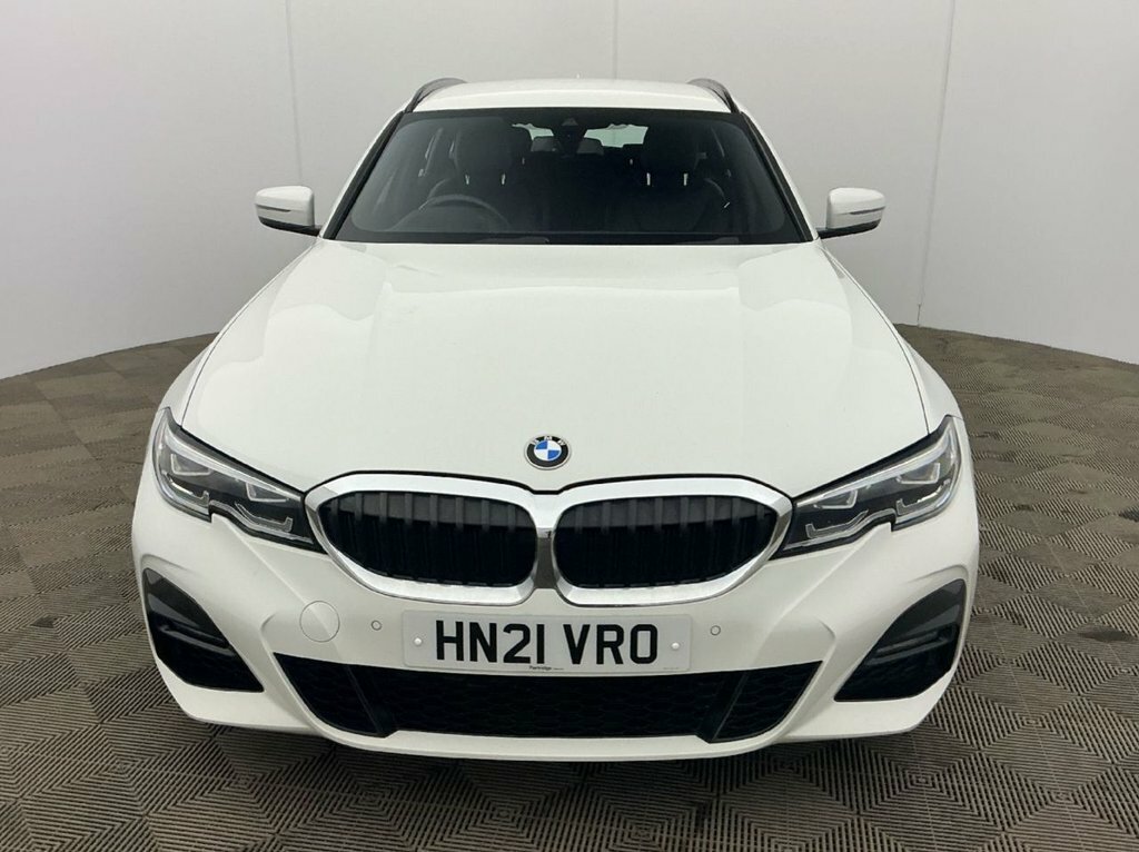 BMW 3 Series 2L M Sport White #4