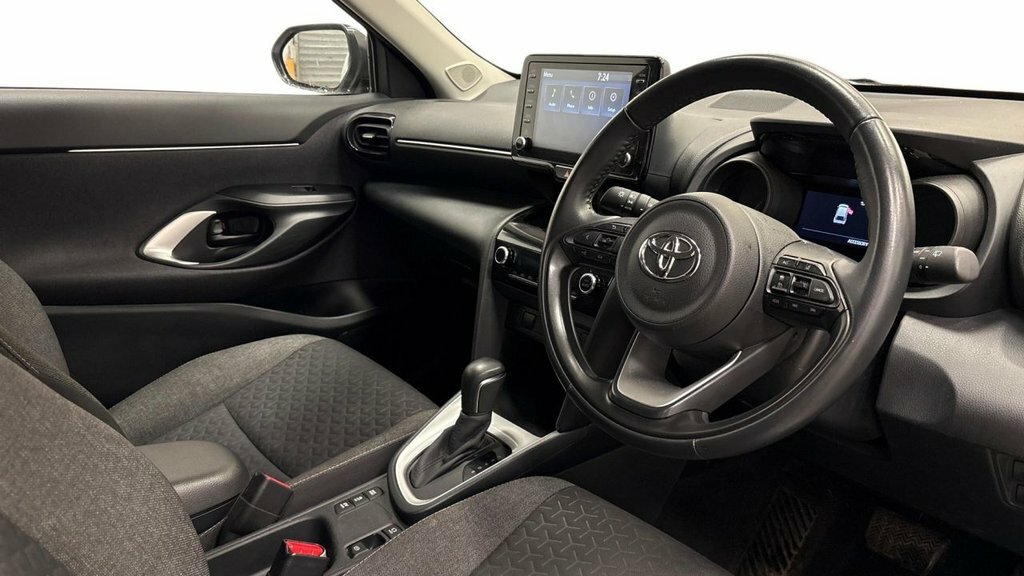 Toyota Yaris Cross 1.5L Icon White #5