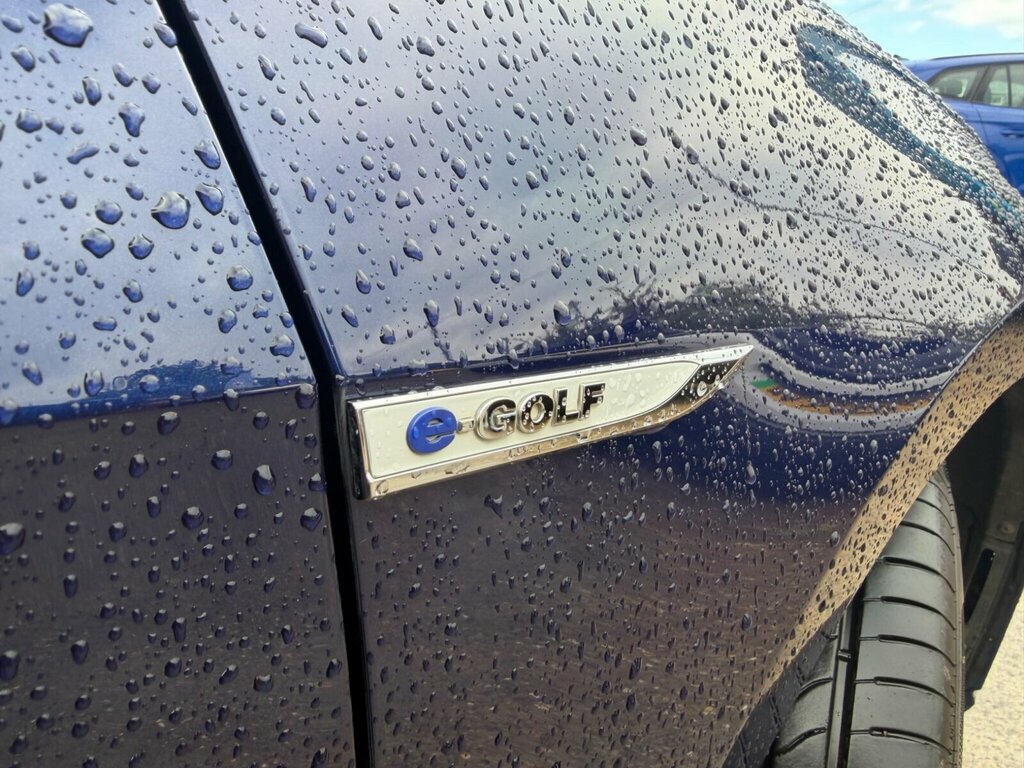 Volkswagen e-Golf Hatchback White #20