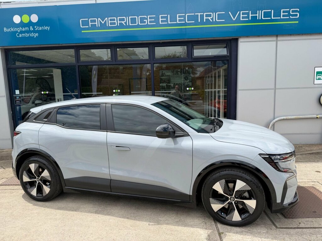 Renault Megane E-Tech 60Kwh Equilibre Optimum Charge Grey #6