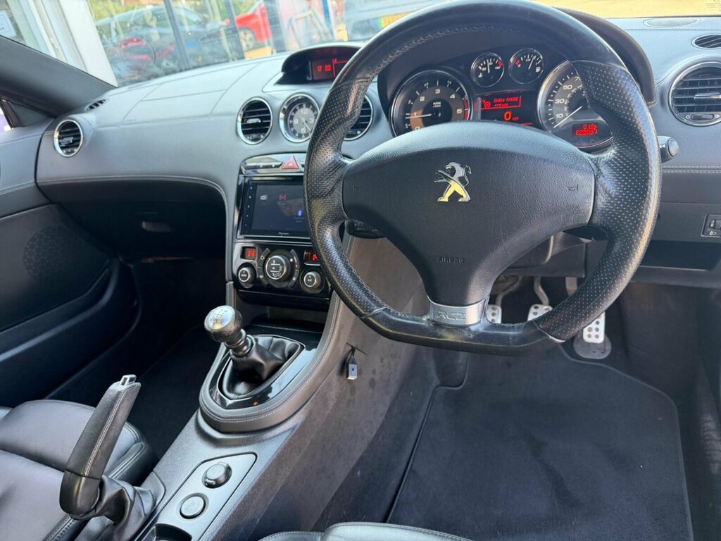 Peugeot RCZ Coupe White #7