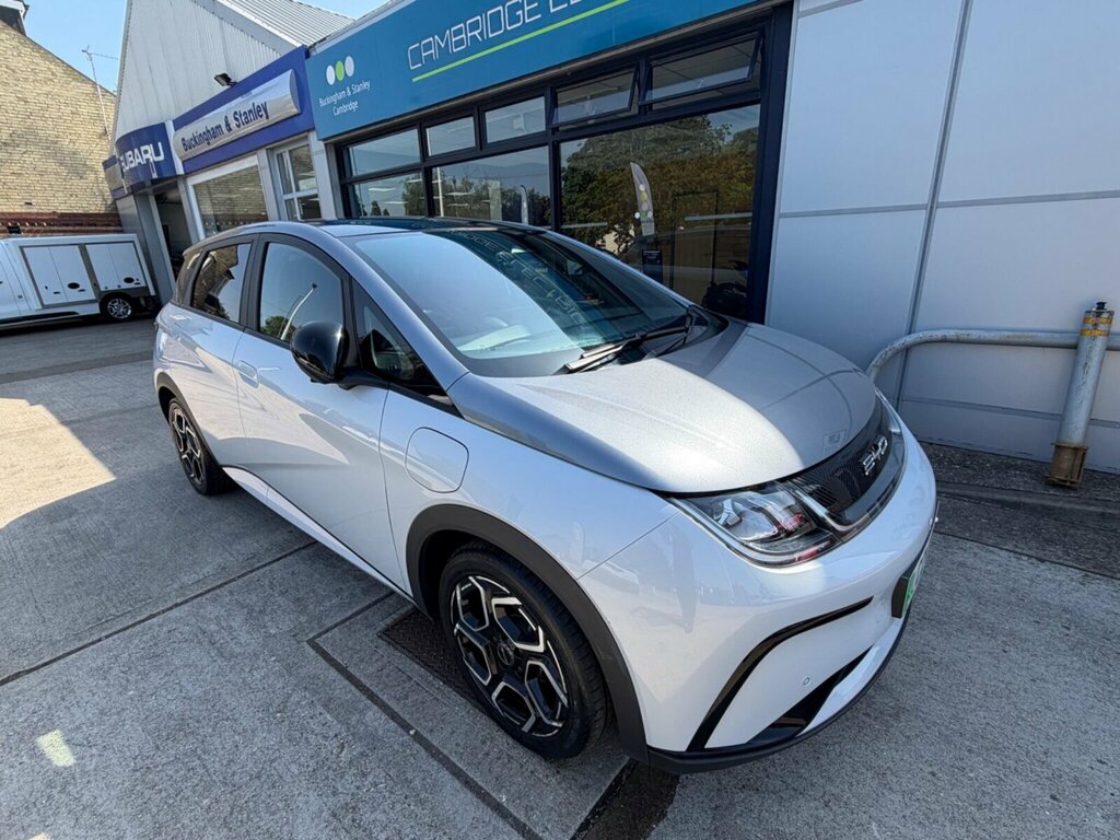 Byd Dolphin 60.48Kwh Design Silver