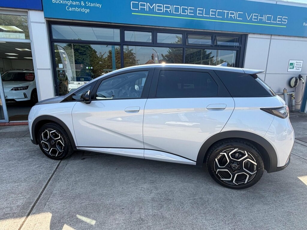 Byd Dolphin 60.48Kwh Design Silver #4