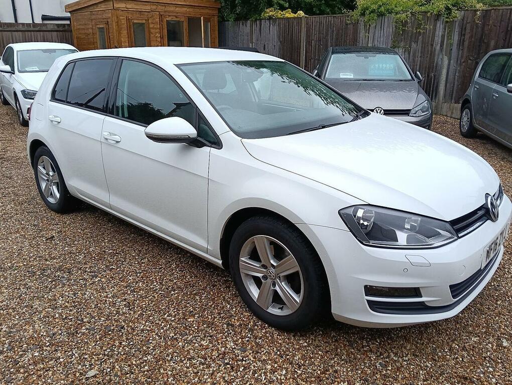 Volkswagen Golf 1.4 Tsi Bluemotion Tech Match Edition Hatchback MF16ZYJ White #2