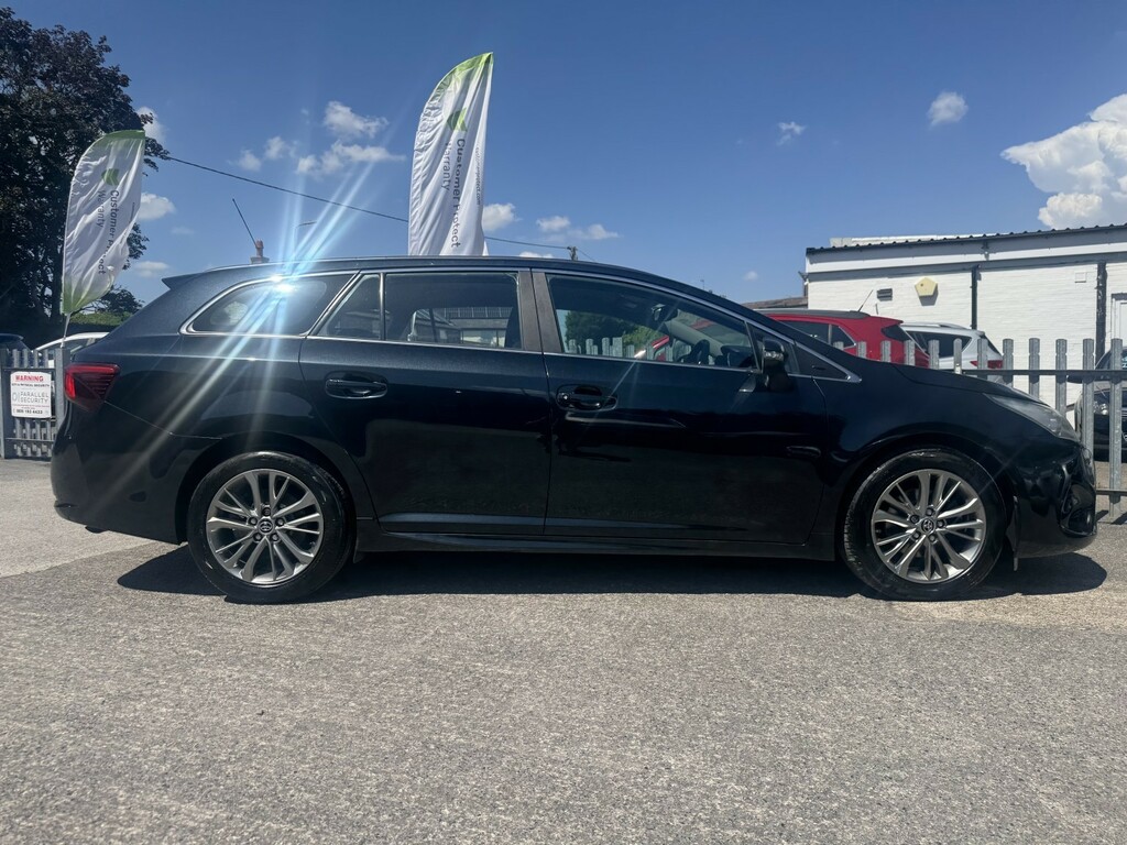 Toyota Avensis Estate 1.6 D-4d Business Edition 201616 FL16KDX Grey #6