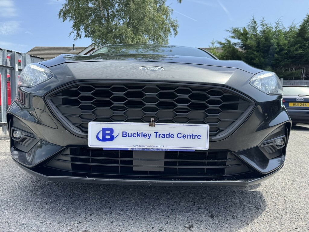 Ford Focus Hatchback 1.5 Ecoblue St-line 201868 LT68SZU Black #3
