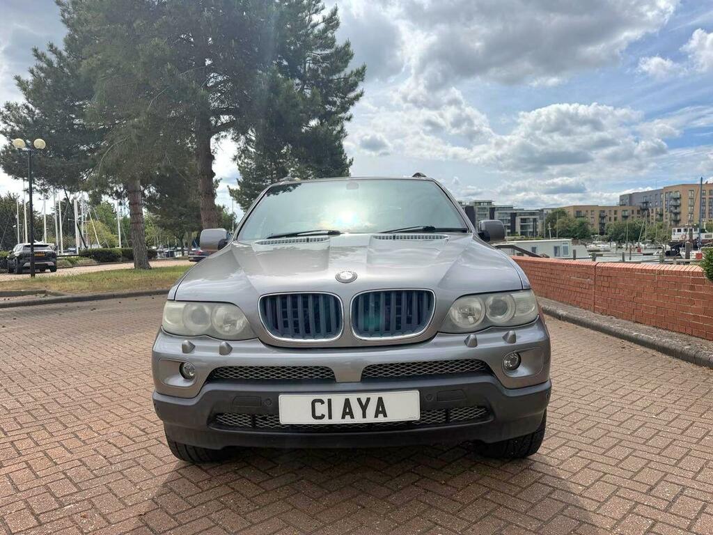 BMW X5 Estate Black #2