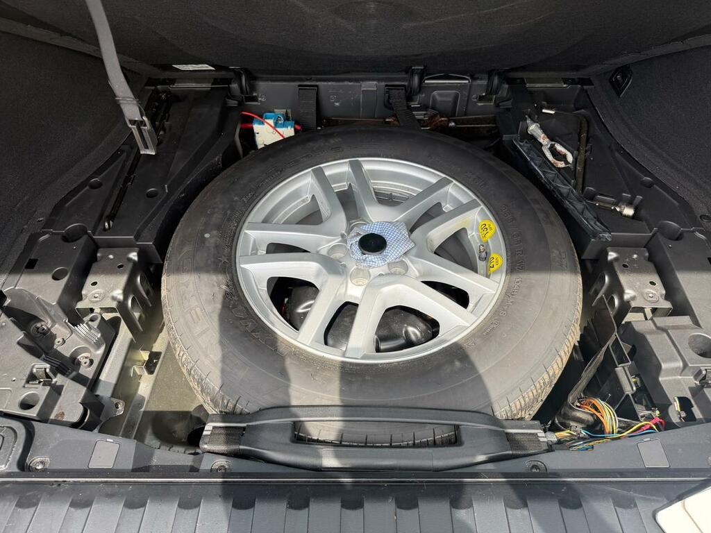 BMW X5 Estate Black #35