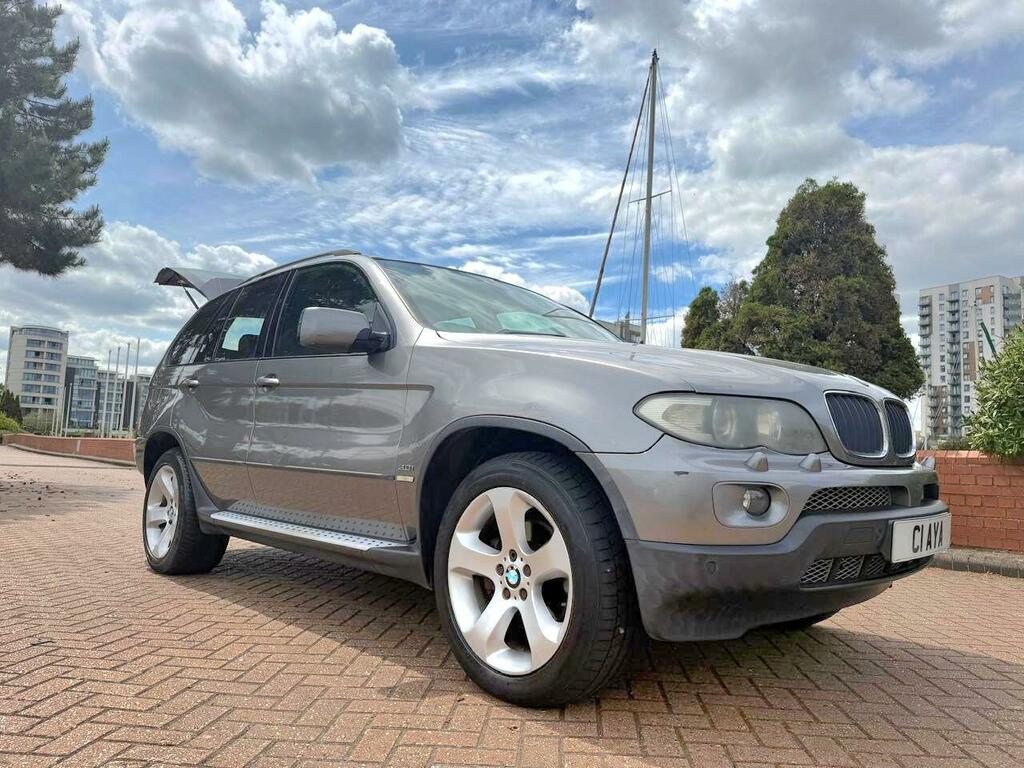 BMW X5 Estate Black #4