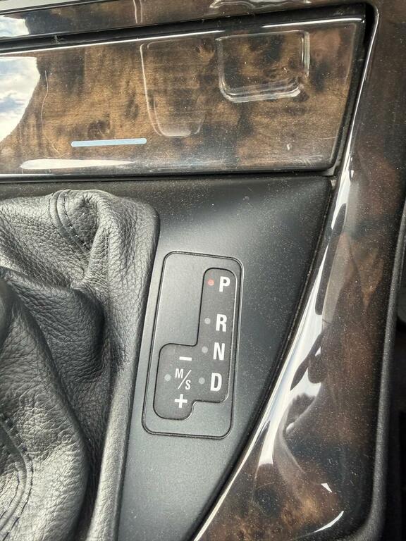 BMW X5 Estate Black #32