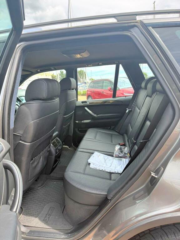 BMW X5 Estate Black #21