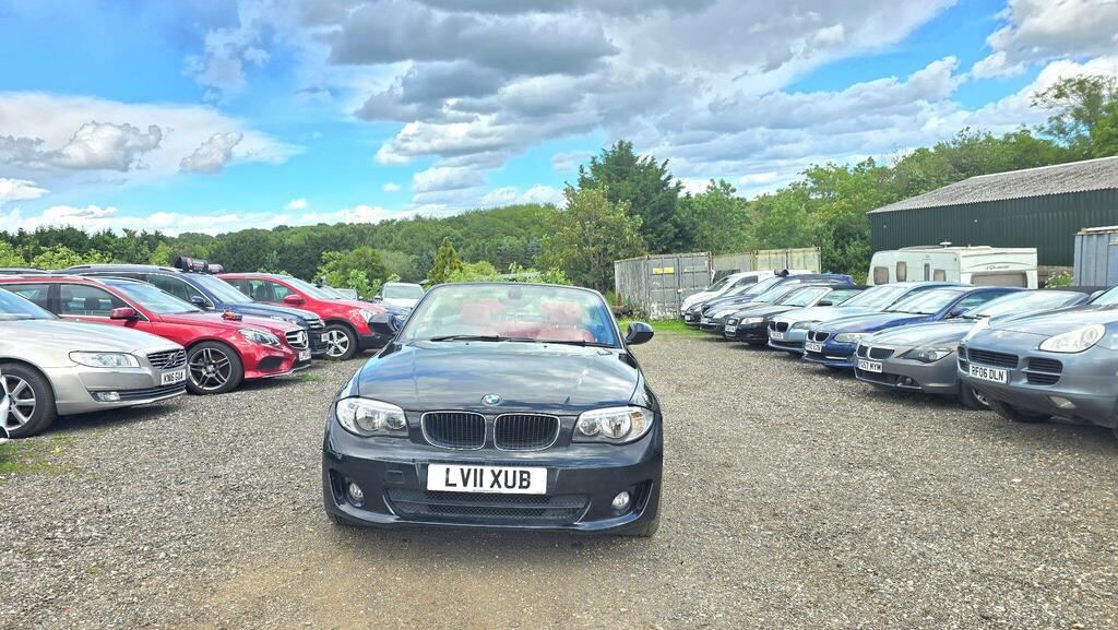 BMW 1 Series 2.0 118I Sport Steptronic Euro 5 Black #3