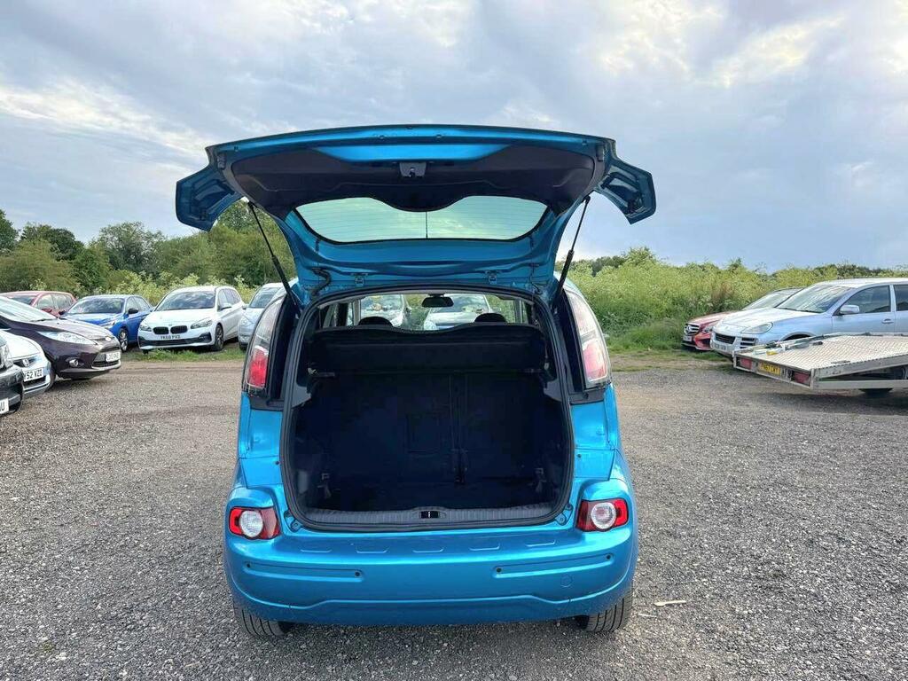 Citroen C3 Picasso Mpv Red #42