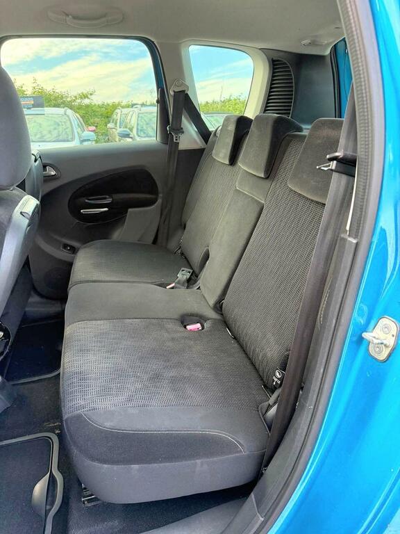 Citroen C3 Picasso Mpv Red #21