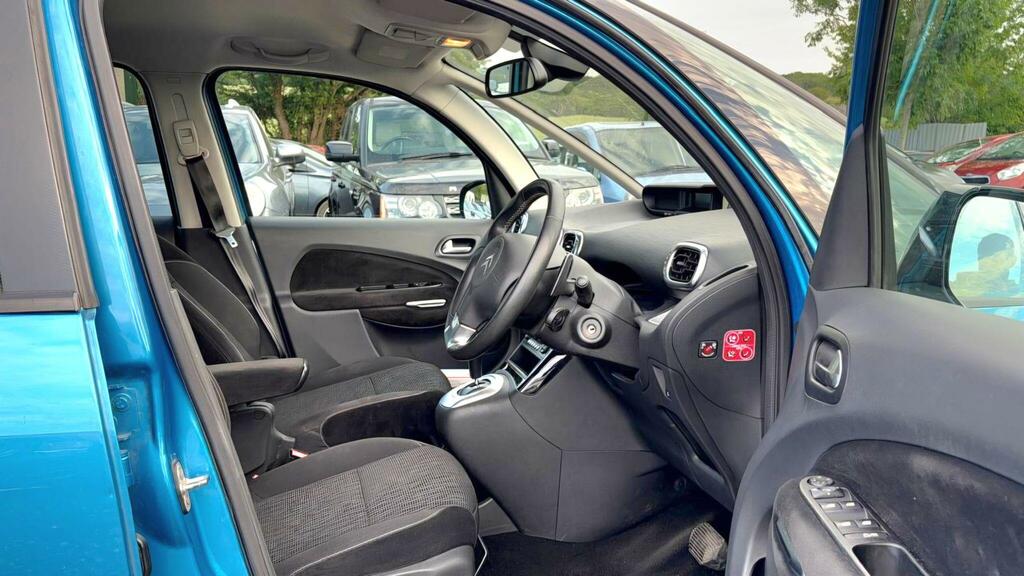 Citroen C3 Picasso Mpv Red #20