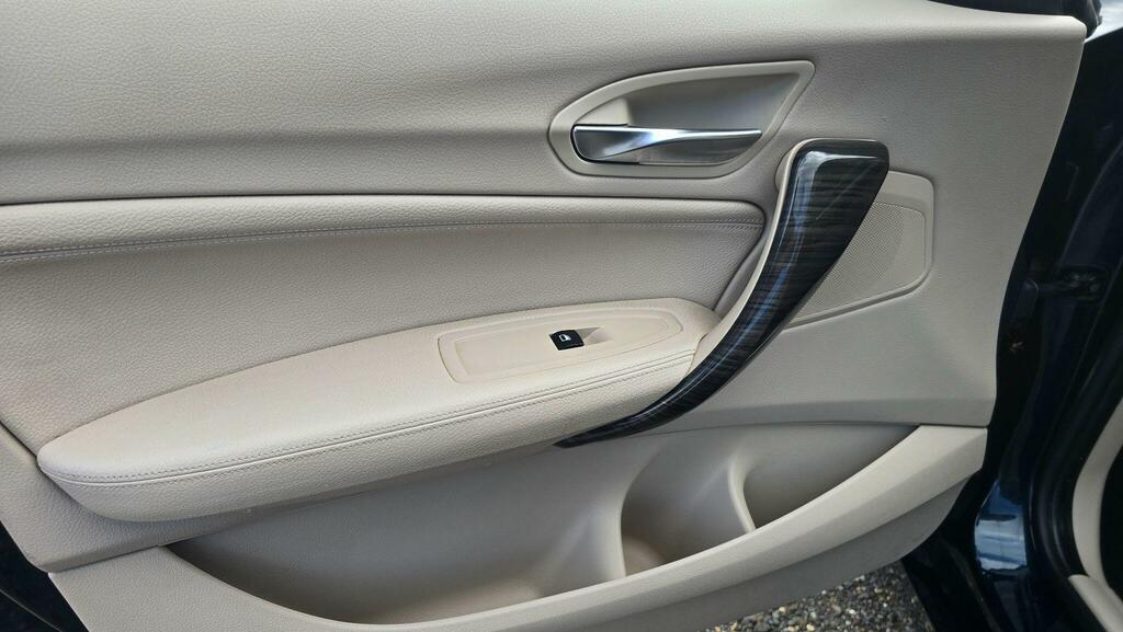 BMW 1 Series 2.0 120D Se Silver #29