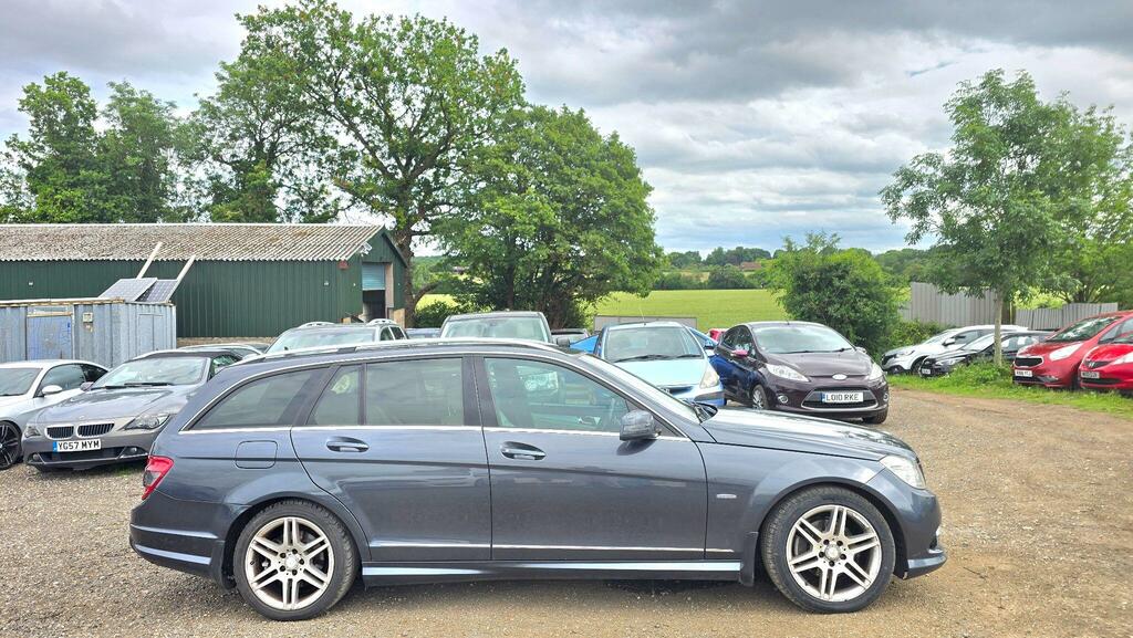 Mercedes-Benz C Class Saloon 1.8 C250 Blueefficiency Elegance Euro Silver #9