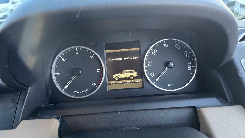 Land Rover Range Rover Sport Gold #33