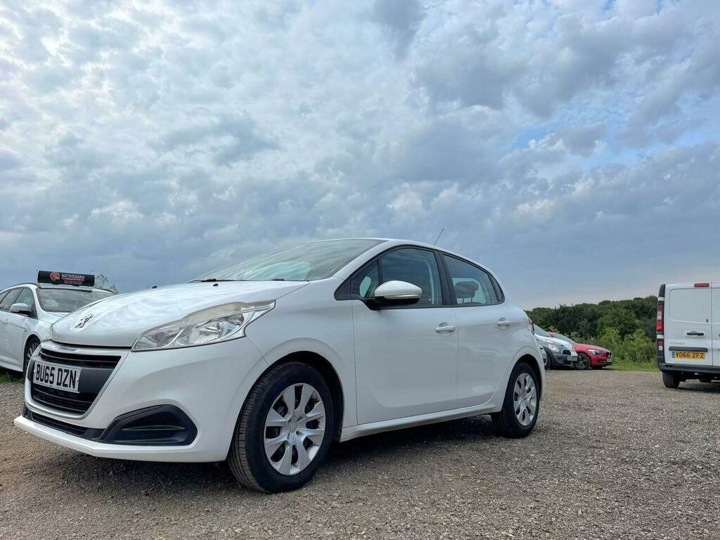 Peugeot 208 1.0 Puretech Access Ac Euro 6 BU65DZN White #3