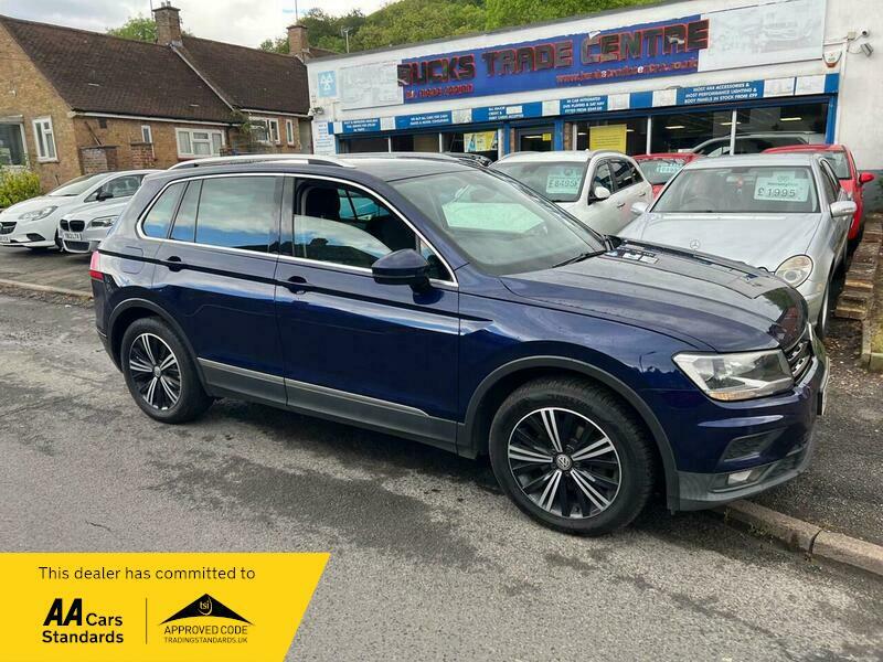 Volkswagen Tiguan 2.0 Tdi Se Navigation FP67MZD Blue #2
