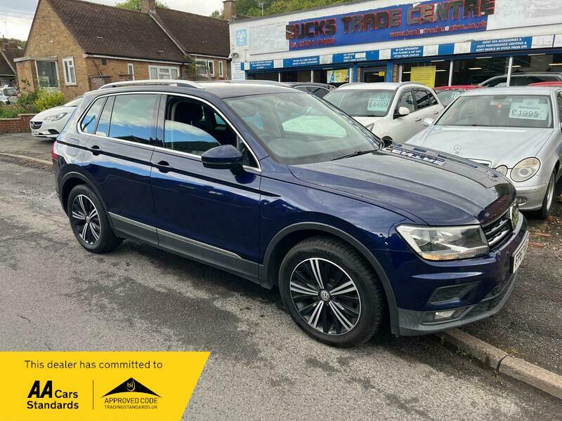 Volkswagen Tiguan 2.0 Tdi Se Navigation Blue