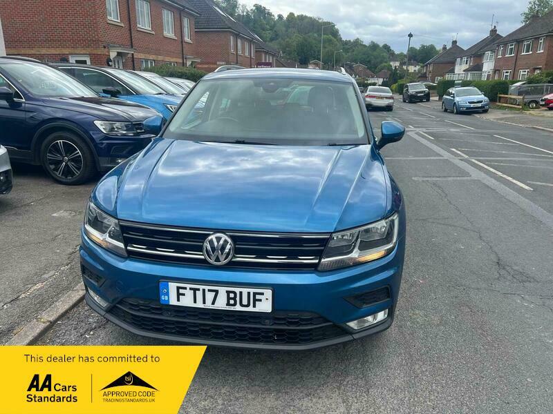 Volkswagen Tiguan 2.0 Tdi Se Navigation FT17BUF Blue #2