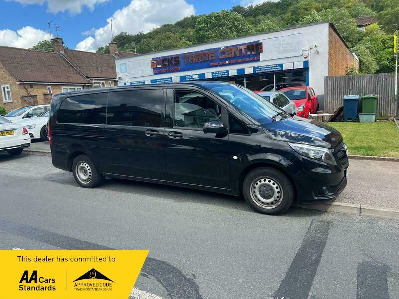 Mercedes-Benz Vito 2.1L Null White #17
